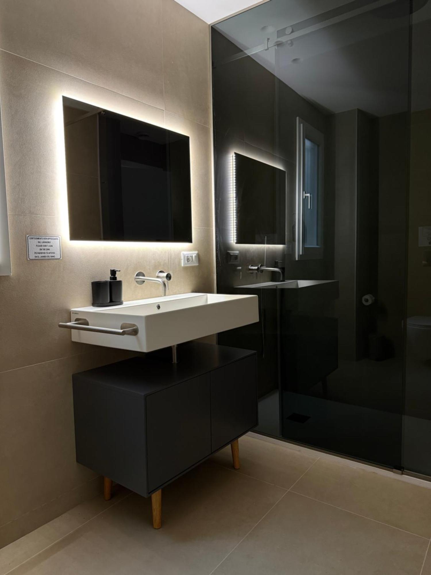 Santa Rosalia Suites Палермо Экстерьер фото